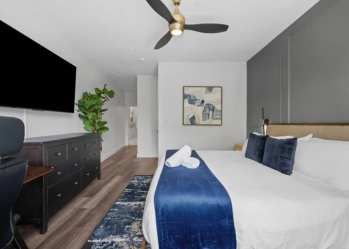Apartamento Immaculate Penthouse Double King On Butler St With Rooftop Deck And Free Off Street Parking *