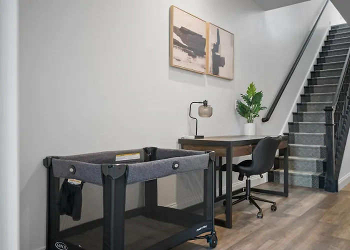 Apartamento Immaculate Penthouse Double King On Butler St With Rooftop Deck And Free Off Street Parking *